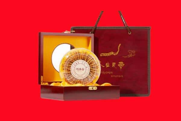 收购资讯:景宁县回收冬虫夏草是按克吗